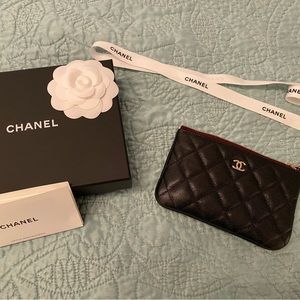 💯 Authentic Chanel O Case